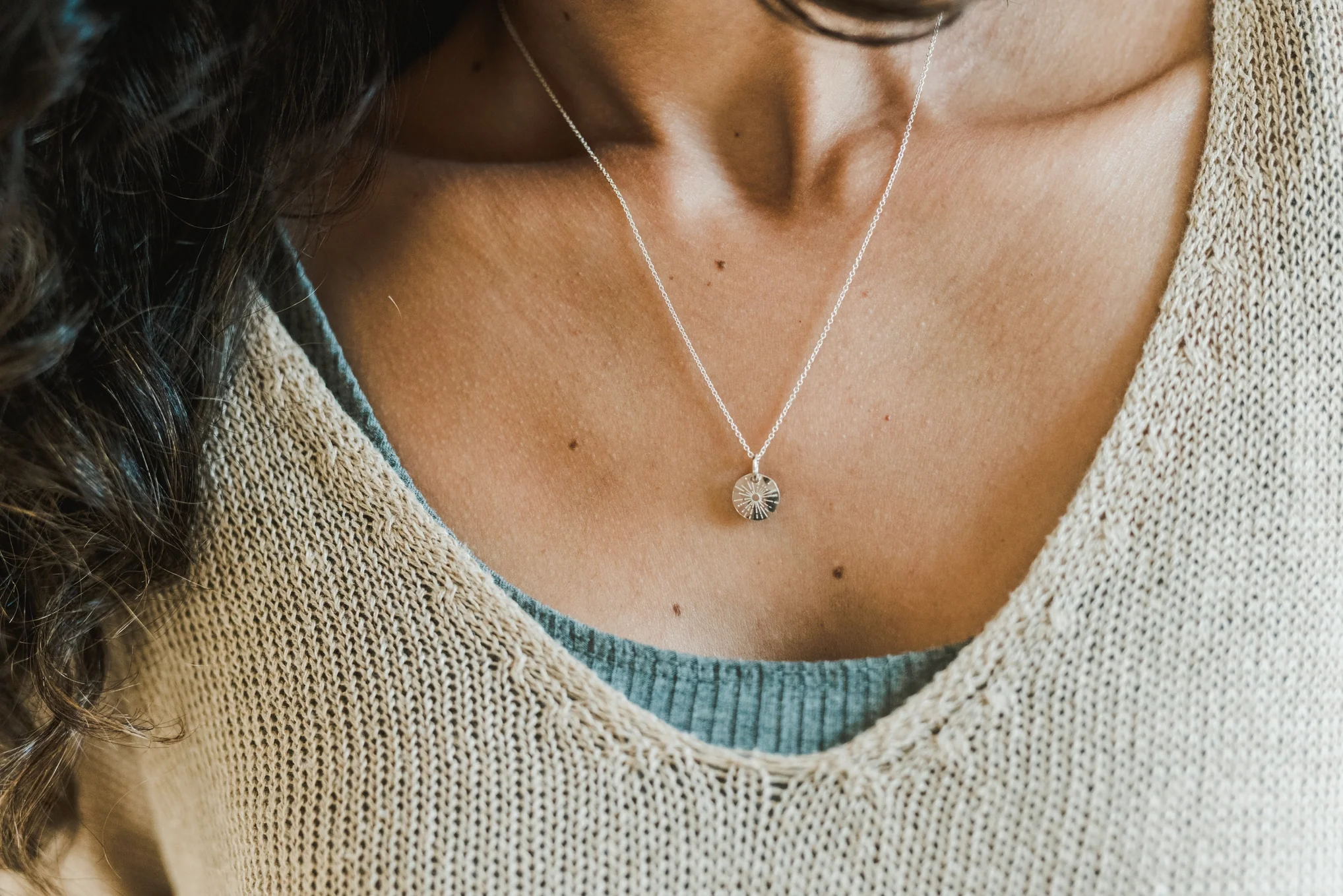 Be the Light Necklace - Silver or Gold - Image 4