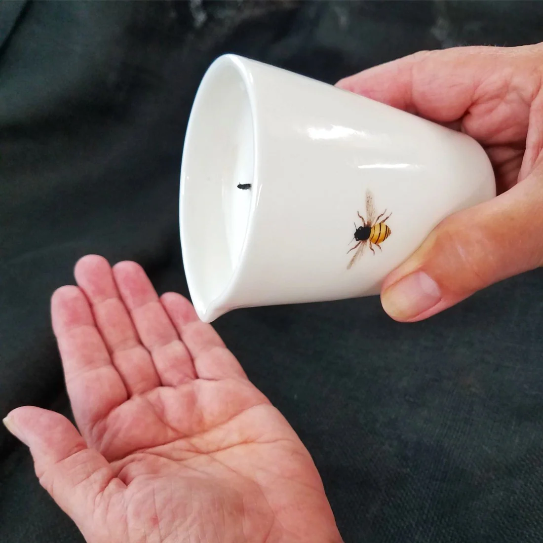 Bee Illuminated Lotion Candle - Image 3