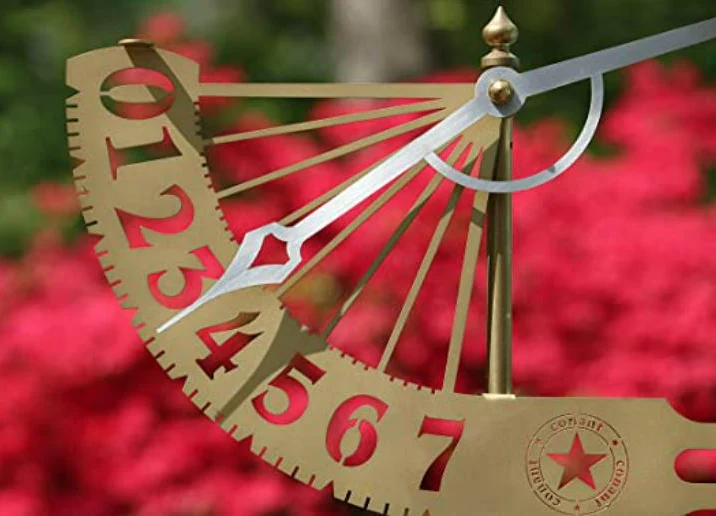 Jeffersonian Brass Rain Gauge - Image 6