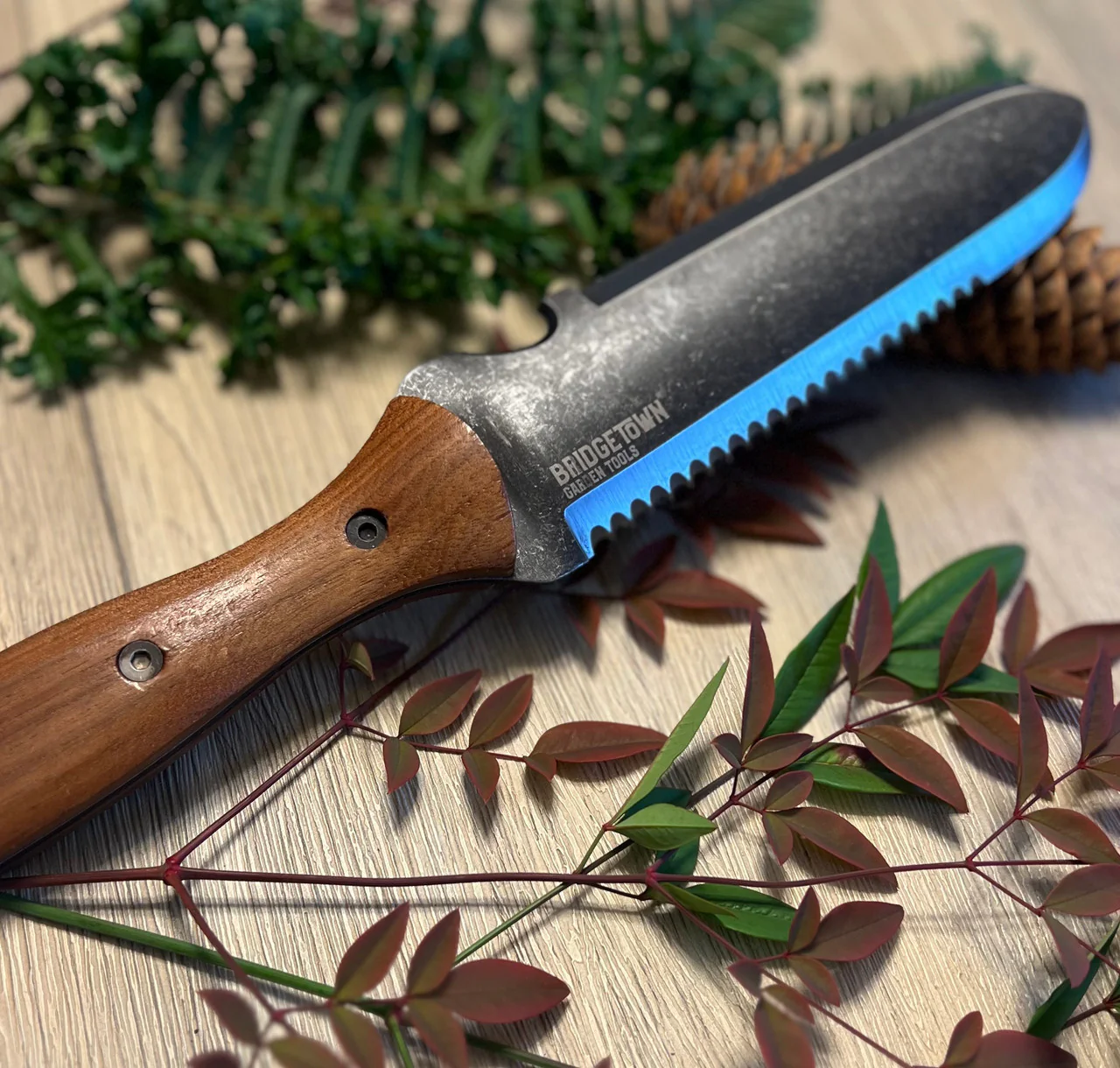 Essential Hori Hori Japanese Gardening Knife - Image 7