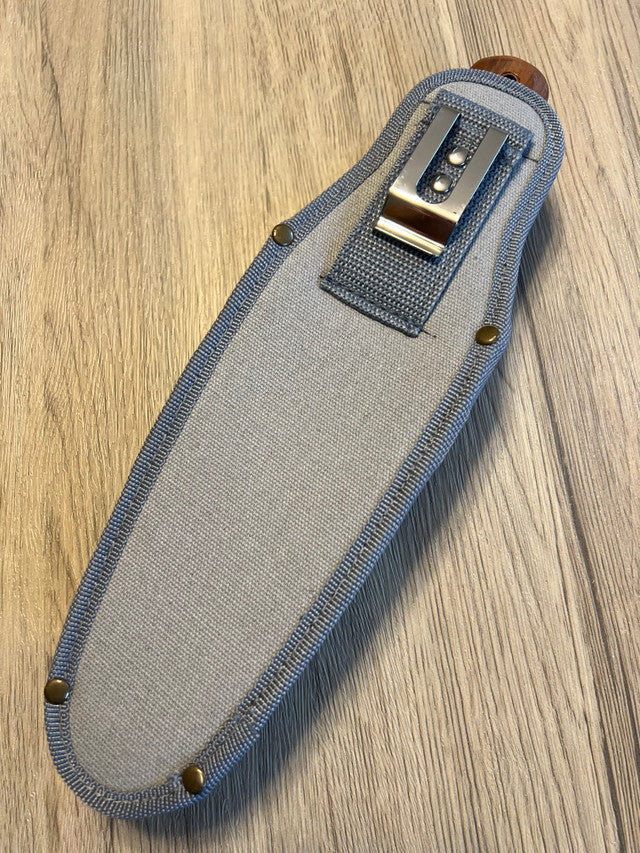 Essential Hori Hori Japanese Gardening Knife - Image 9