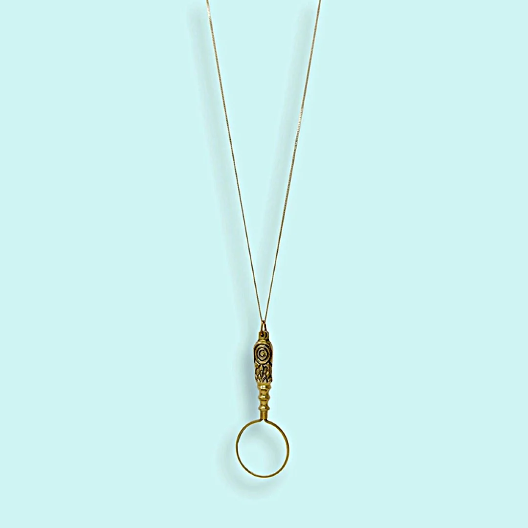 Floral Magnifying Glass Necklace - Image 3