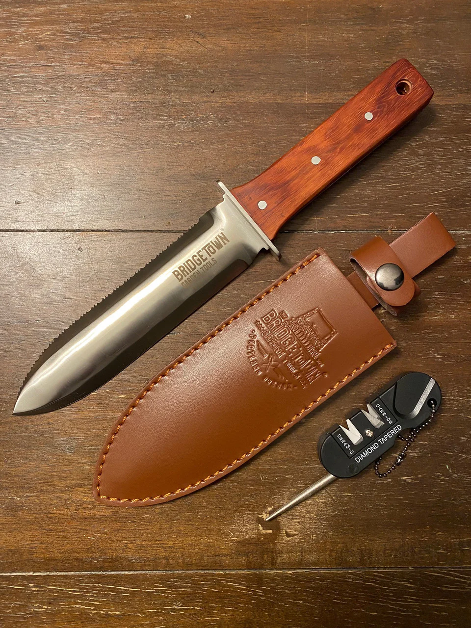 12.25" Hori Hori Japanese Gardening Knife with 7" Blade, Full Tang, Rosewood Handle - Image 7