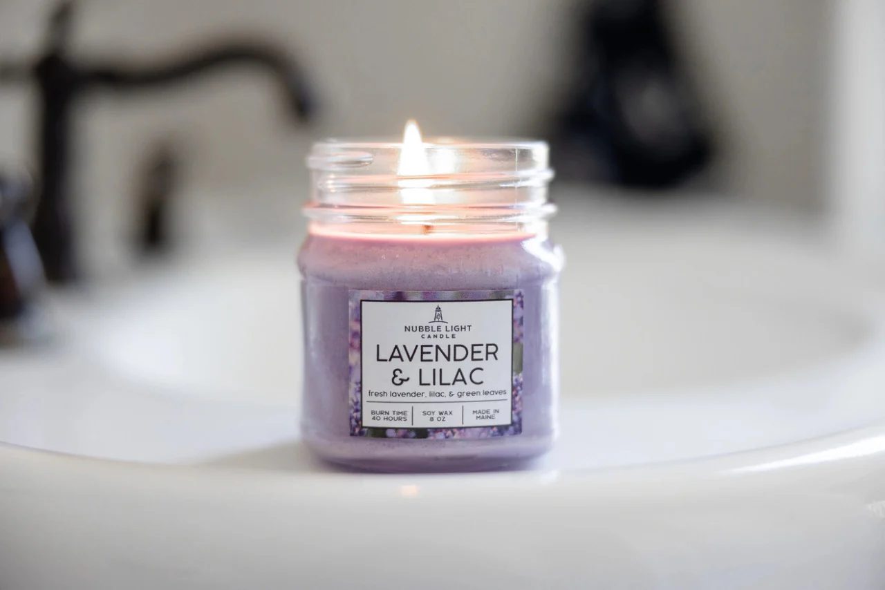 Lavender & Lilac 8oz. Scented Soy Candle - Image 3