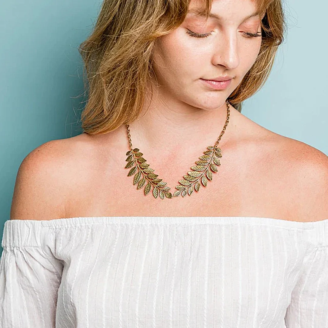 Leafy Collar Necklace - Silver or Gold - Image 4