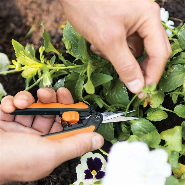 Micro-Tip Pruning Snips - Image 2