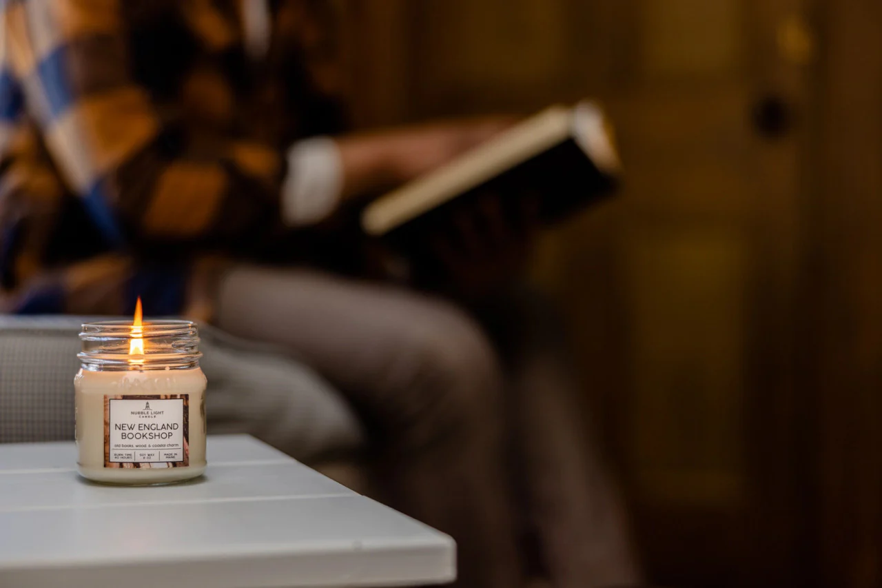 New England Bookshop 8oz. Scented Soy Candle - Image 4