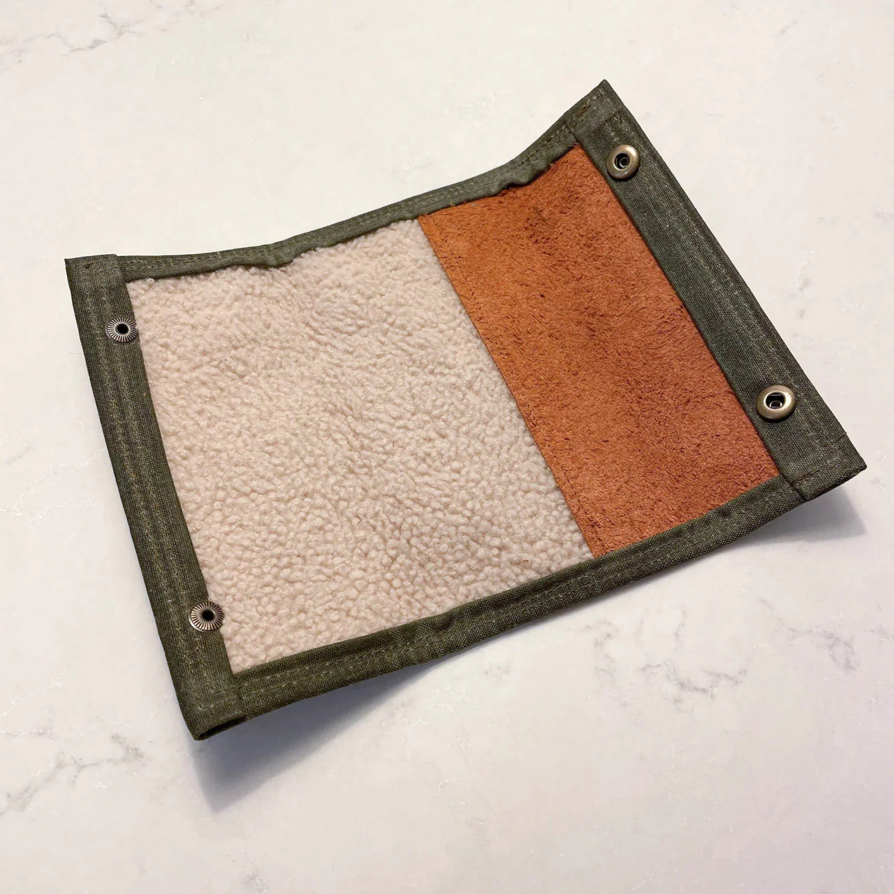 Rogue River Fly Fishing Wallet - Image 4