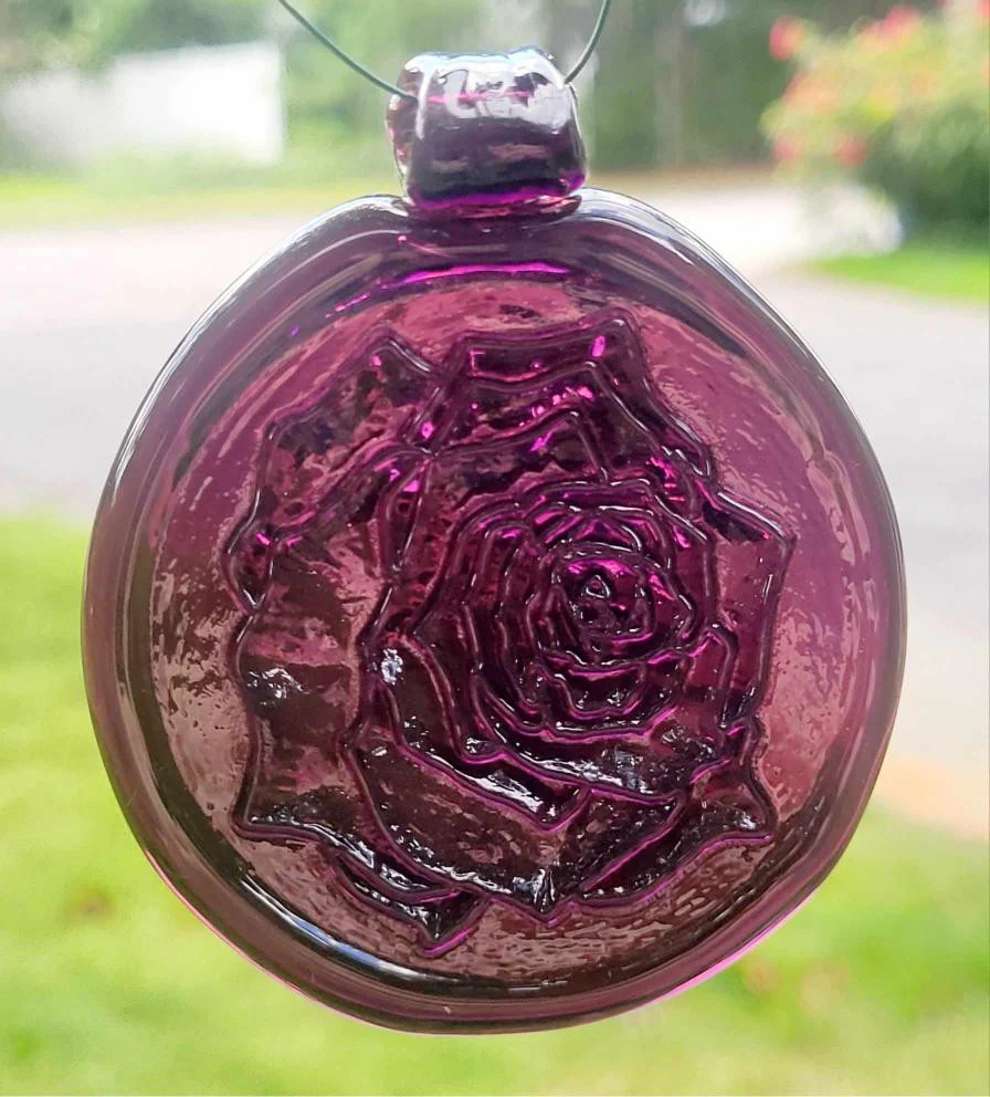 Old Hancock Rose Suncatcher - Image 4