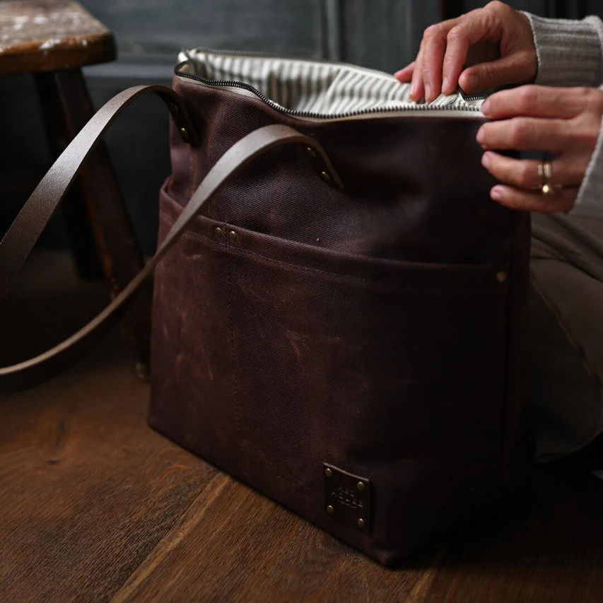 The Medium Zip Tote - Waxed Canvas Bag - Image 3