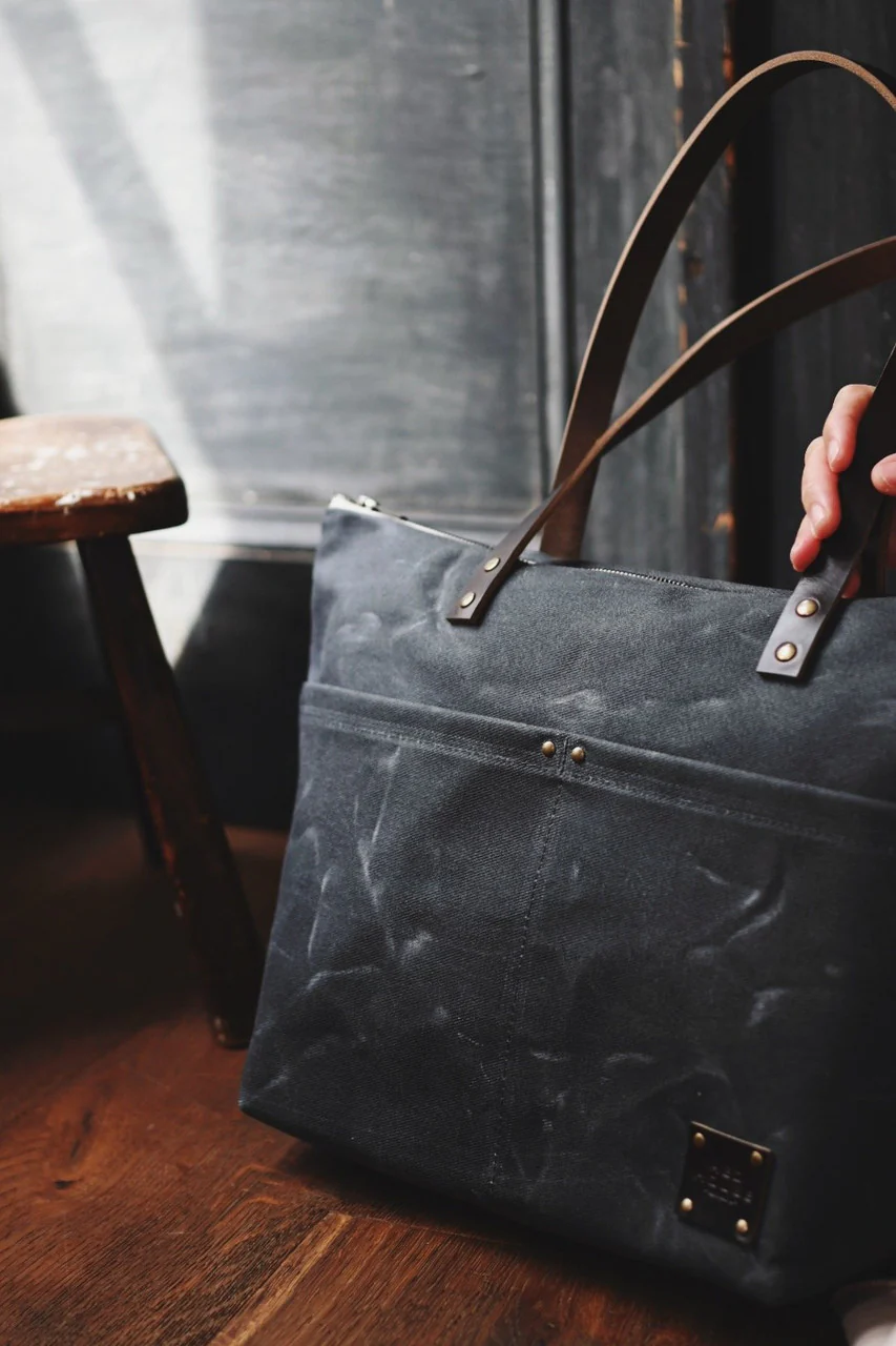 The Medium Zip Tote - Waxed Canvas Bag - Image 6