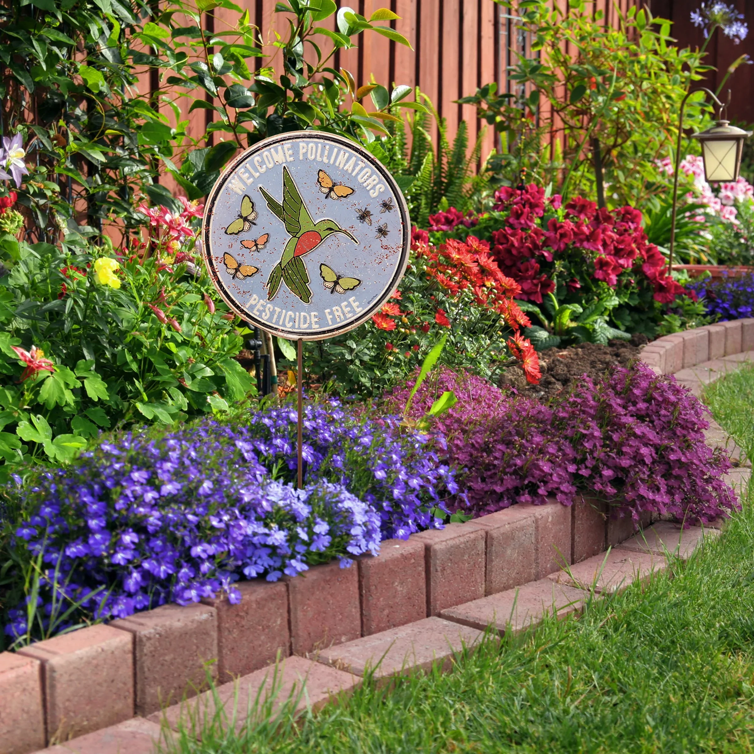 Welcome Pollinators Garden Stake - Image 2